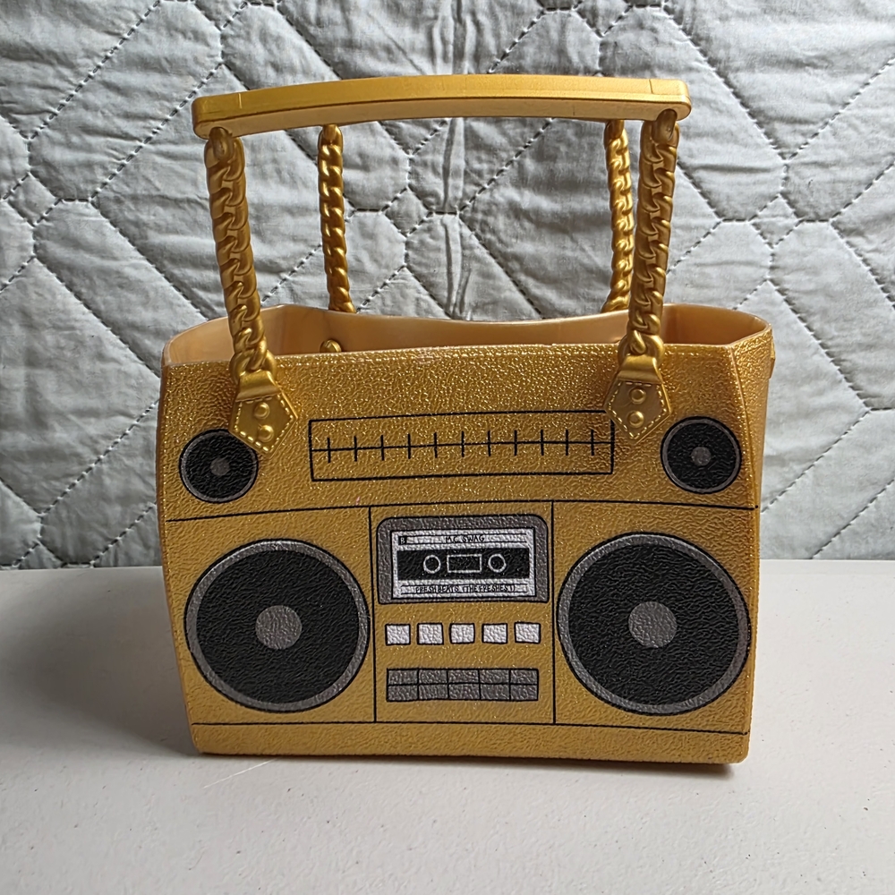 LOL Surprise Ooh La La Gold Plastic Boombox Purse MGA Entertainment Lil DJ 2019